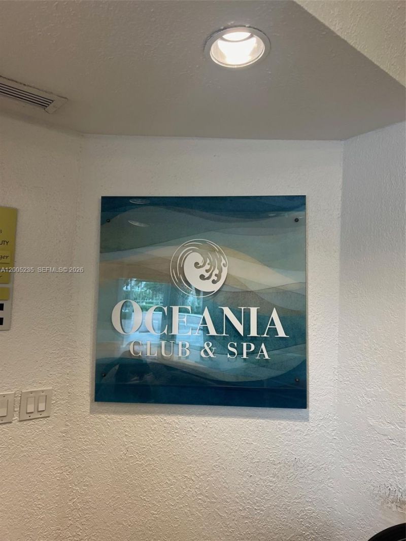 16500 Collins Ave , Unit 655, Sunny Isles Beach, FL 33160 Photo