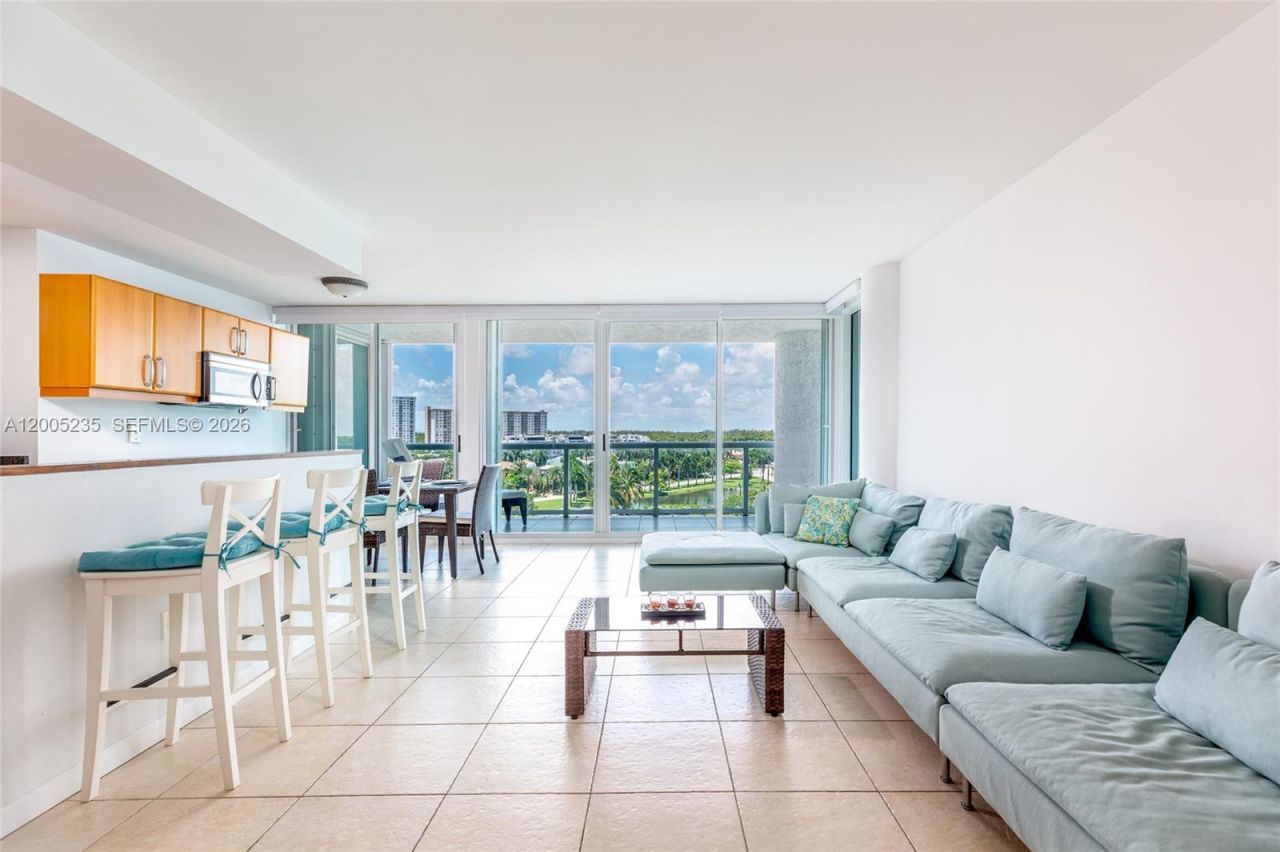 16500 Collins Ave , Unit 655, Sunny Isles Beach, FL 33160 Photo