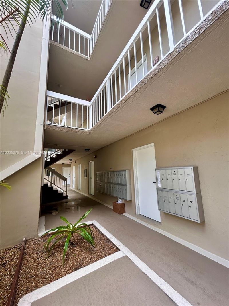 7740 Camino Real , Unit G404, Miami, FL 33143 Photo