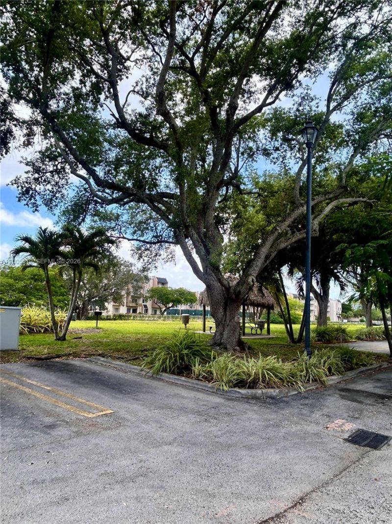 7740 Camino Real , Unit G404, Miami, FL 33143 Photo