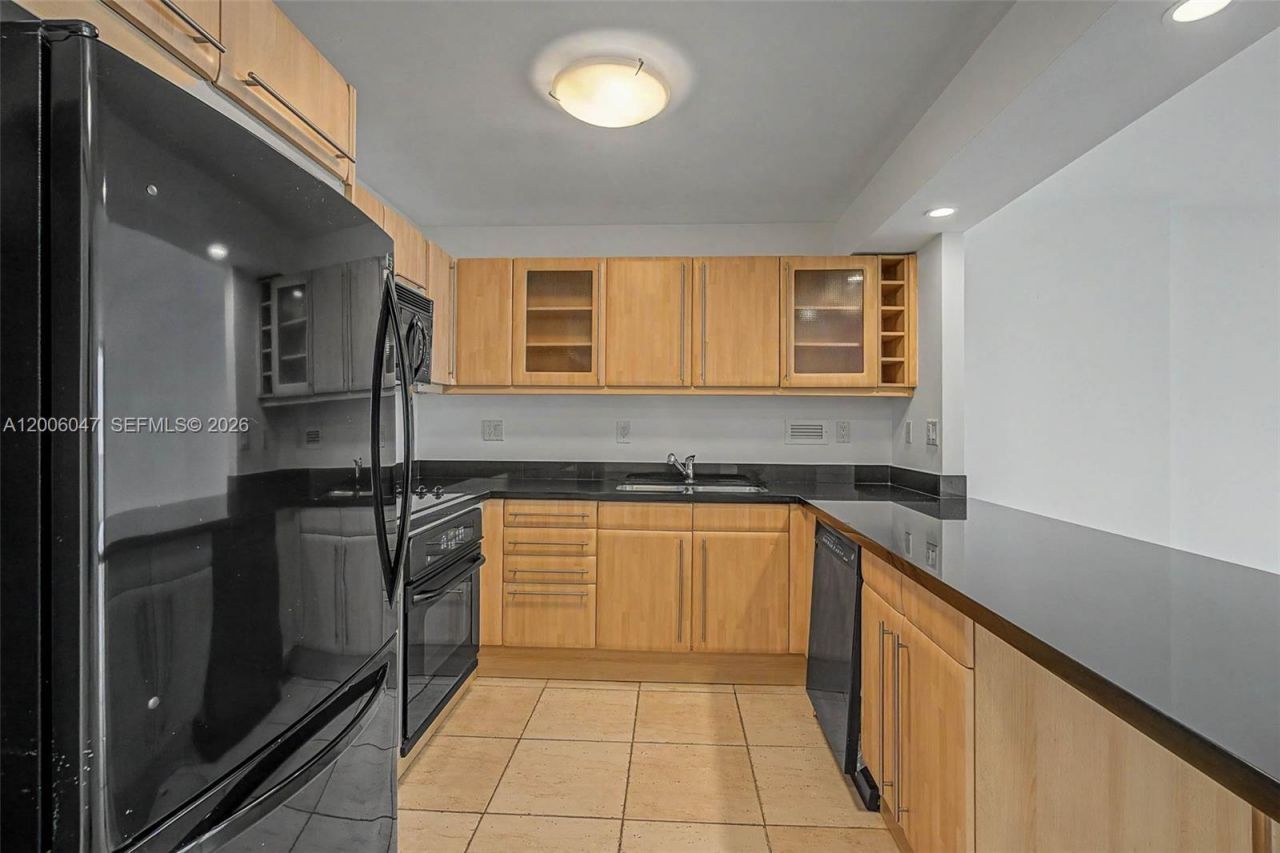 2301 Collins Ave, Unit 840, Miami Beach, FL 33139 Photo