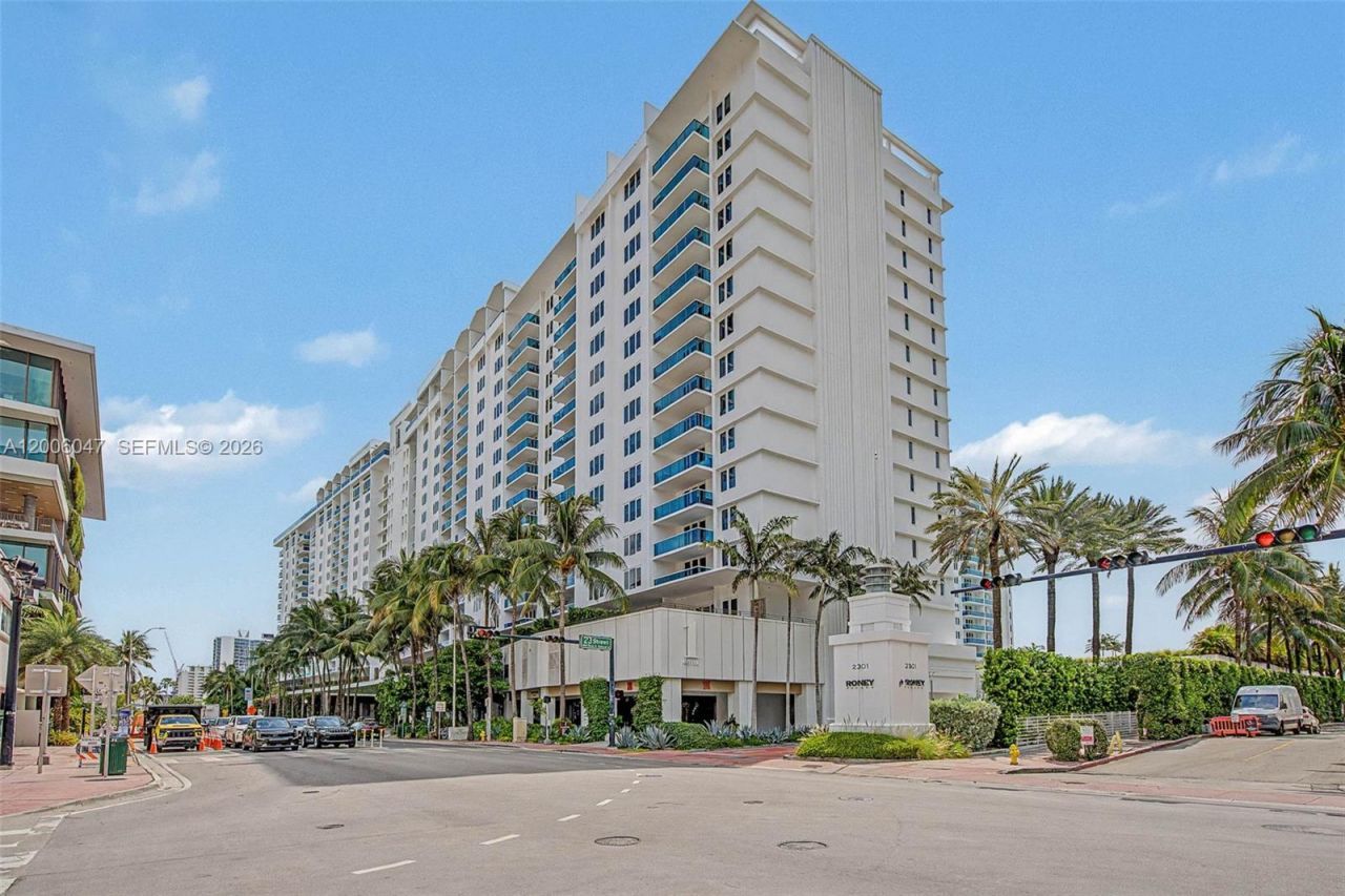 2301 Collins Ave, Unit 840, Miami Beach, FL 33139 Photo