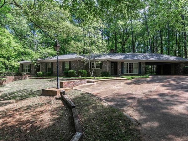 139 Myra Ave, Calhoun City, MS 38916