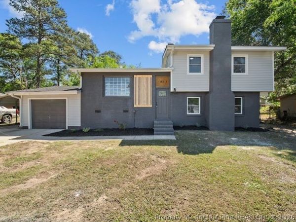 1813 Cawdor Drive, Fayetteville, NC 28304