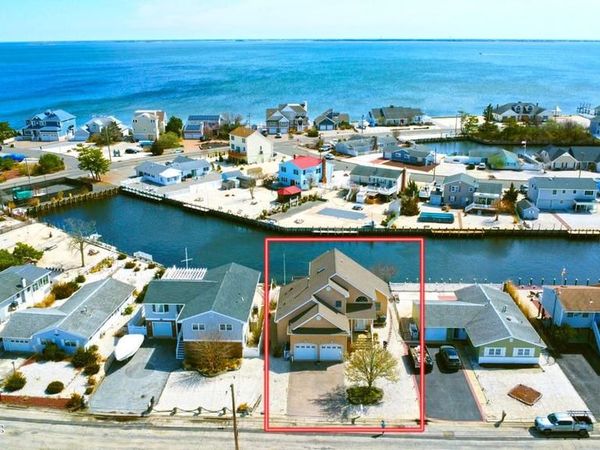 232 MONTCLAIR ROAD S, BARNEGAT, NJ 08005