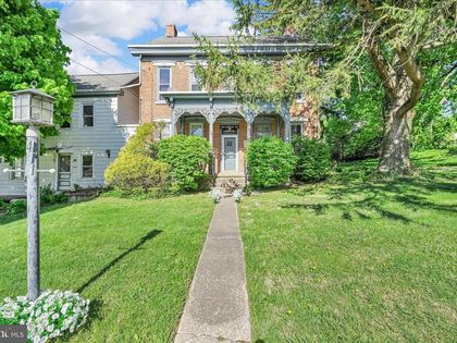 406 NOBLE STREET Kutztown, PA 19530