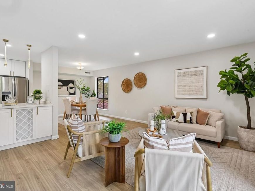 150 Monroe Street , Unit 302, Rockville, MD 20850 Main Photo