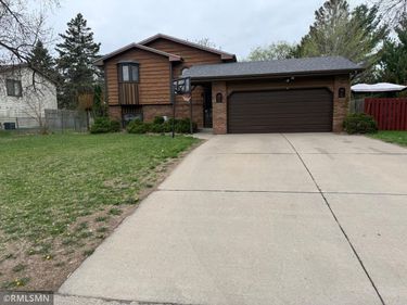 7717 Bryant Avenue N, Brooklyn Park, MN 55444