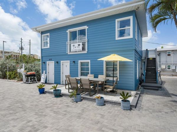 602 POINSETTIA AVENUE , CLEARWATER BEACH, FL 33767
