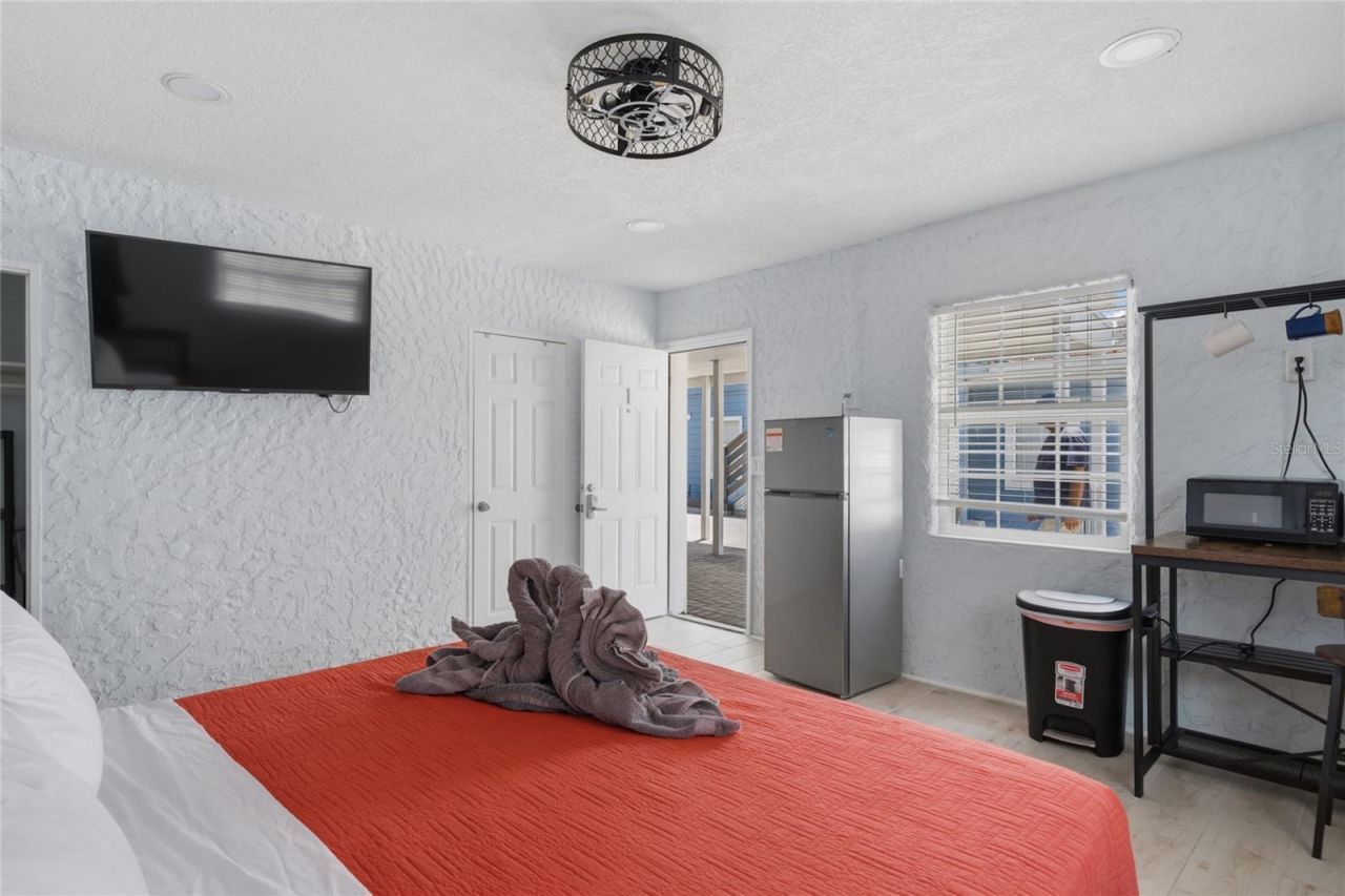 602 Poinsettia Avenue , Clearwater Beach, FL 33767 Photo