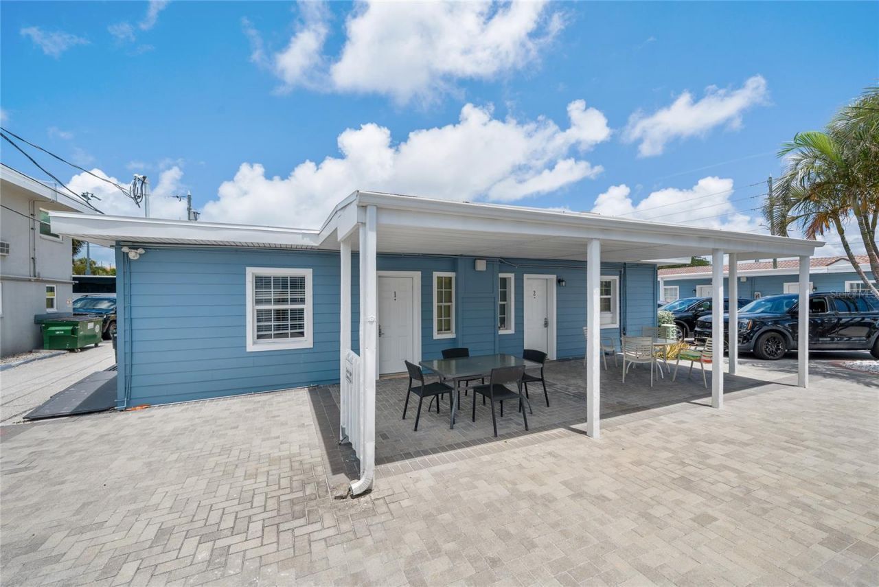 602 Poinsettia Avenue , Clearwater Beach, FL 33767 Photo