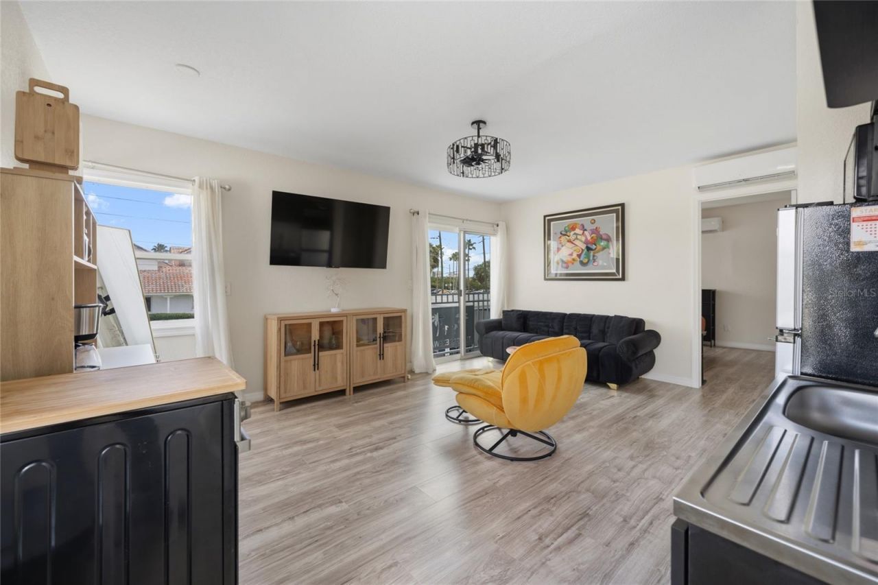 602 Poinsettia Avenue , Clearwater Beach, FL 33767 Photo