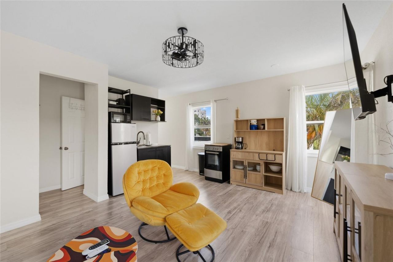 602 Poinsettia Avenue , Clearwater Beach, FL 33767 Photo