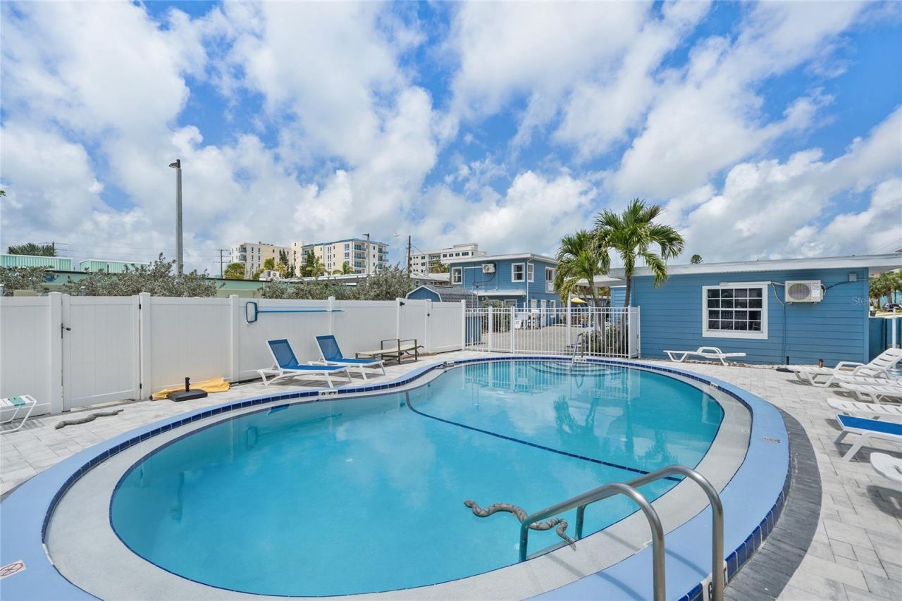602 Poinsettia Avenue , Clearwater Beach, FL 33767 Photo