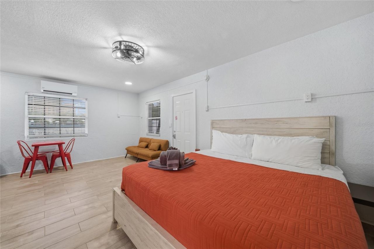 602 Poinsettia Avenue , Clearwater Beach, FL 33767 Photo