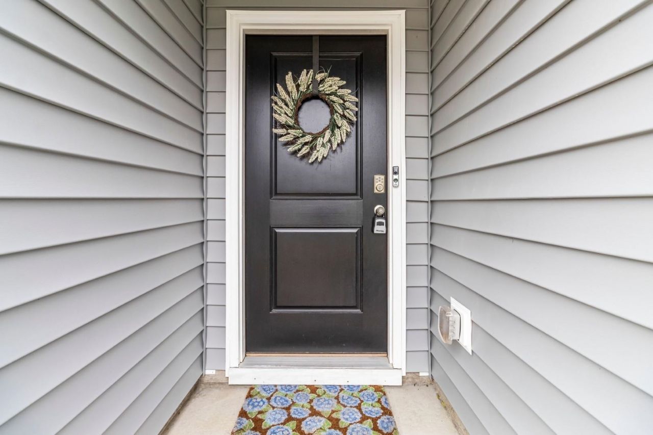 182 Pine Forest Dr. Photo 4
