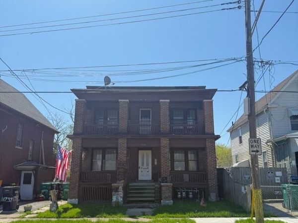 1737 Whitney Avenue , Niagara Falls, NY 14301