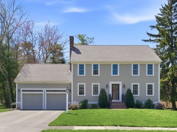7 Tanglewood Road, Walpole, MA 02032