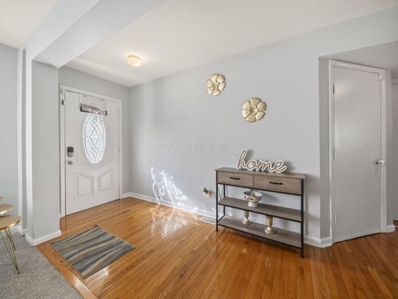 7121 Bennell Drive, Reynoldsburg, OH 43068 Photo 8