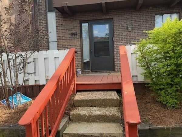 1255 E County Line , Jackson, MS 39211