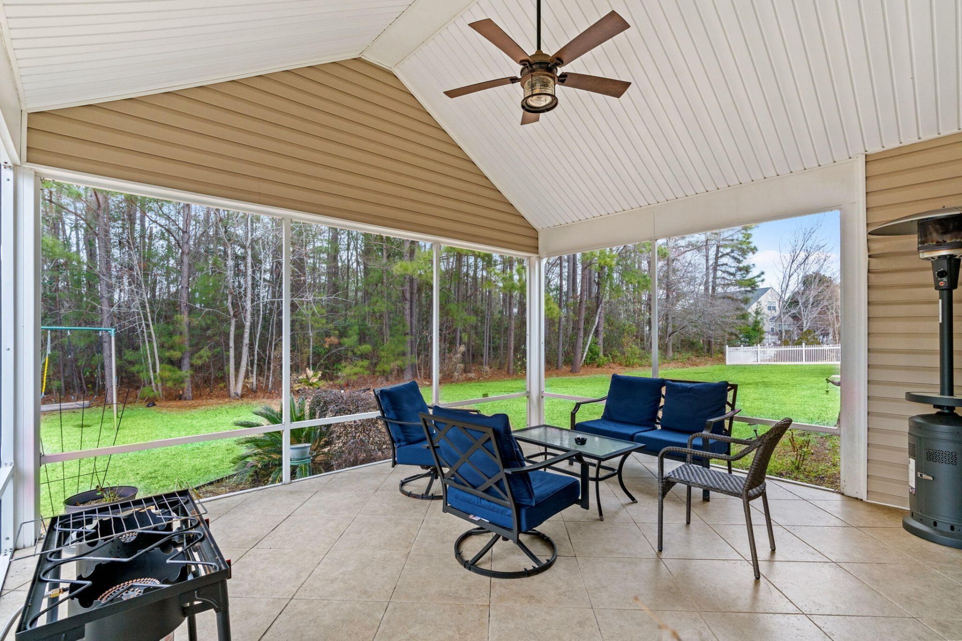 2450 Windmill Way Photo 36