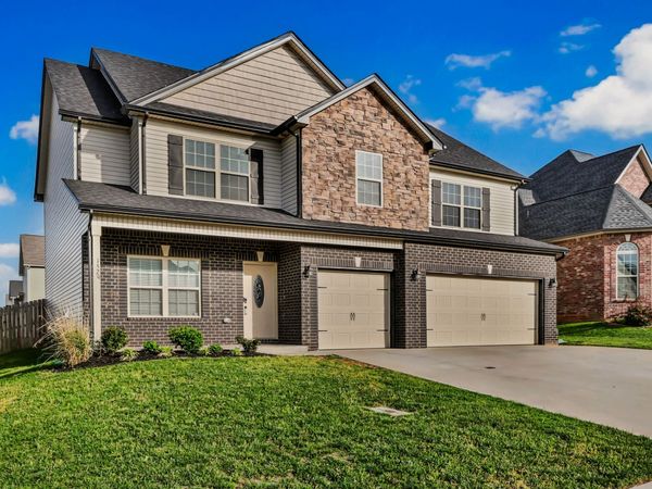 1529 Kestrel Dr , Clarksville, TN 37040