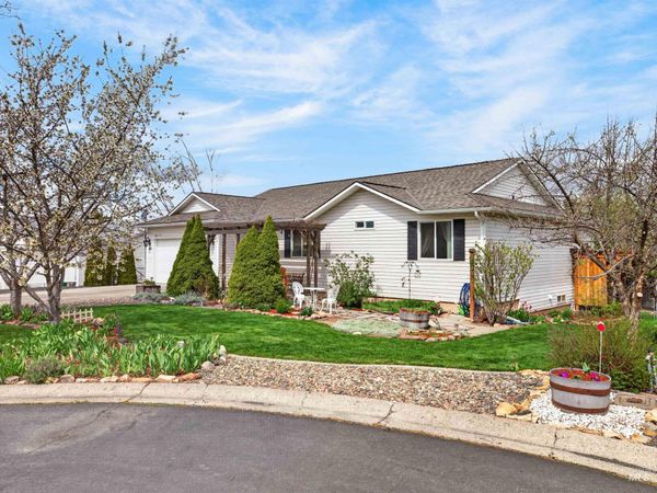 436 Gambels Lane, Moscow, ID 83843