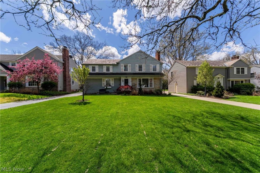 22350 Westchester Road , Shaker Heights, OH 44122