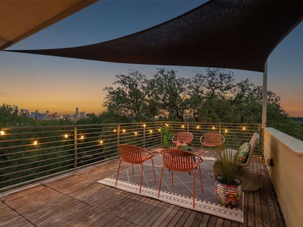 2608 Del Curto RD, Unit 3, Austin, TX 78704