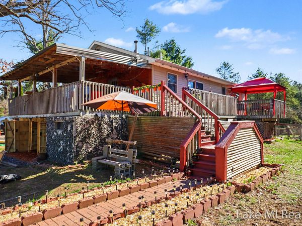 1889 E 40th Street, White Cloud, MI 49349