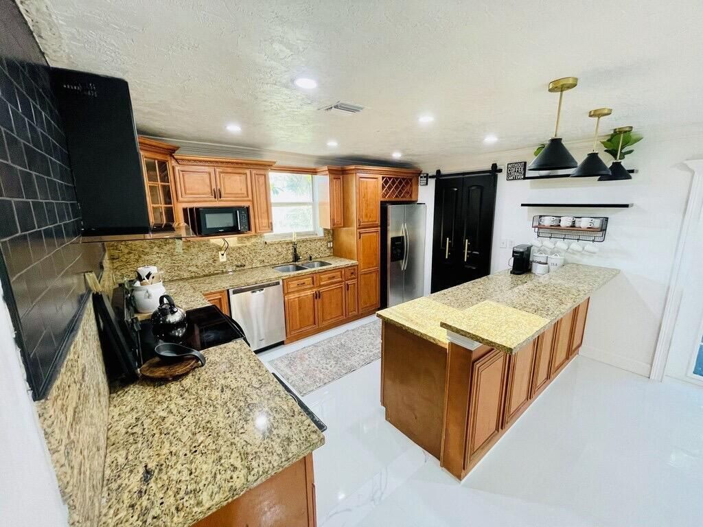 5537 SW 6th Street, Margate, FL 33068 Photo