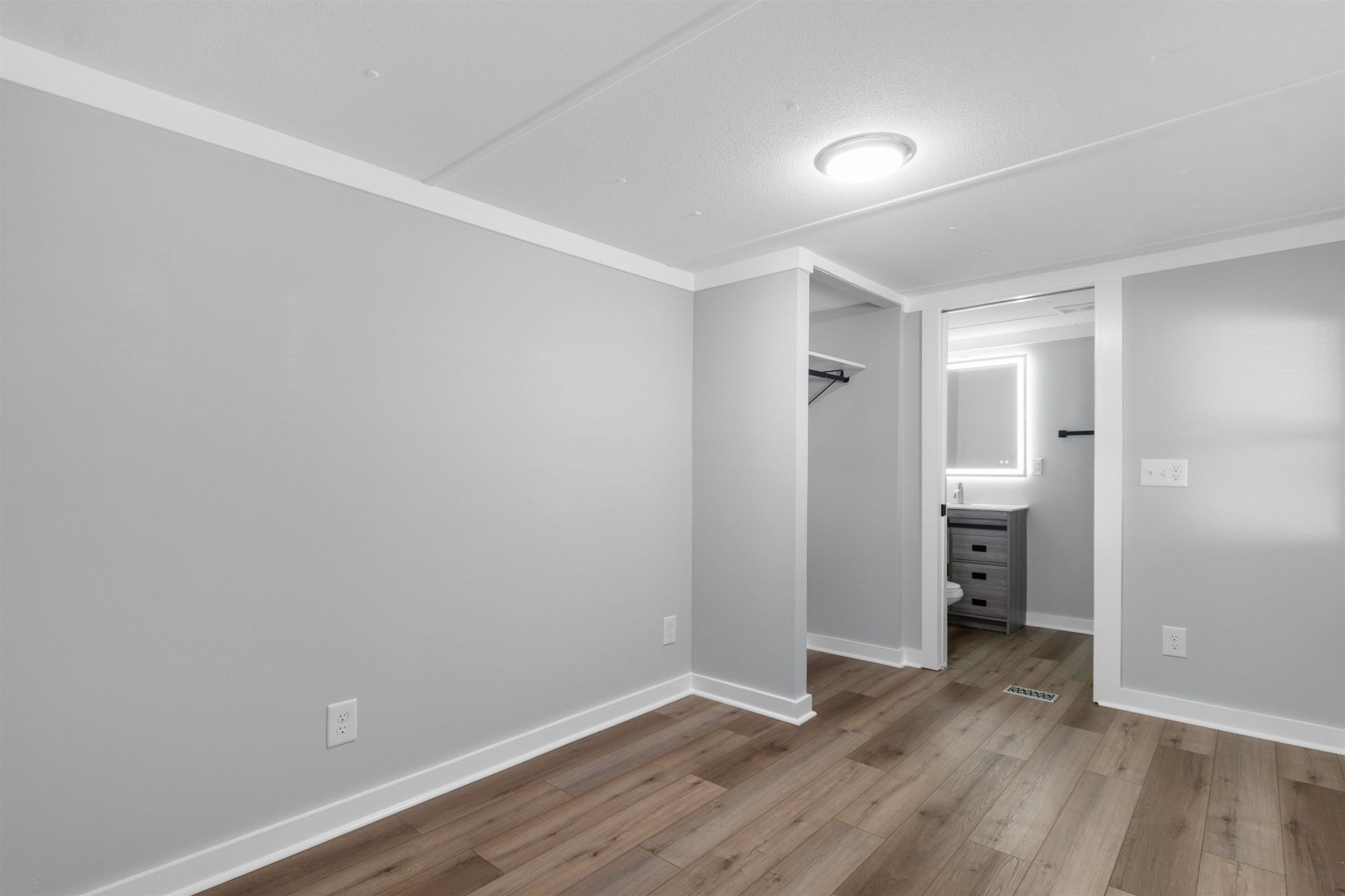 614 Lesia Ln. Photo 15
