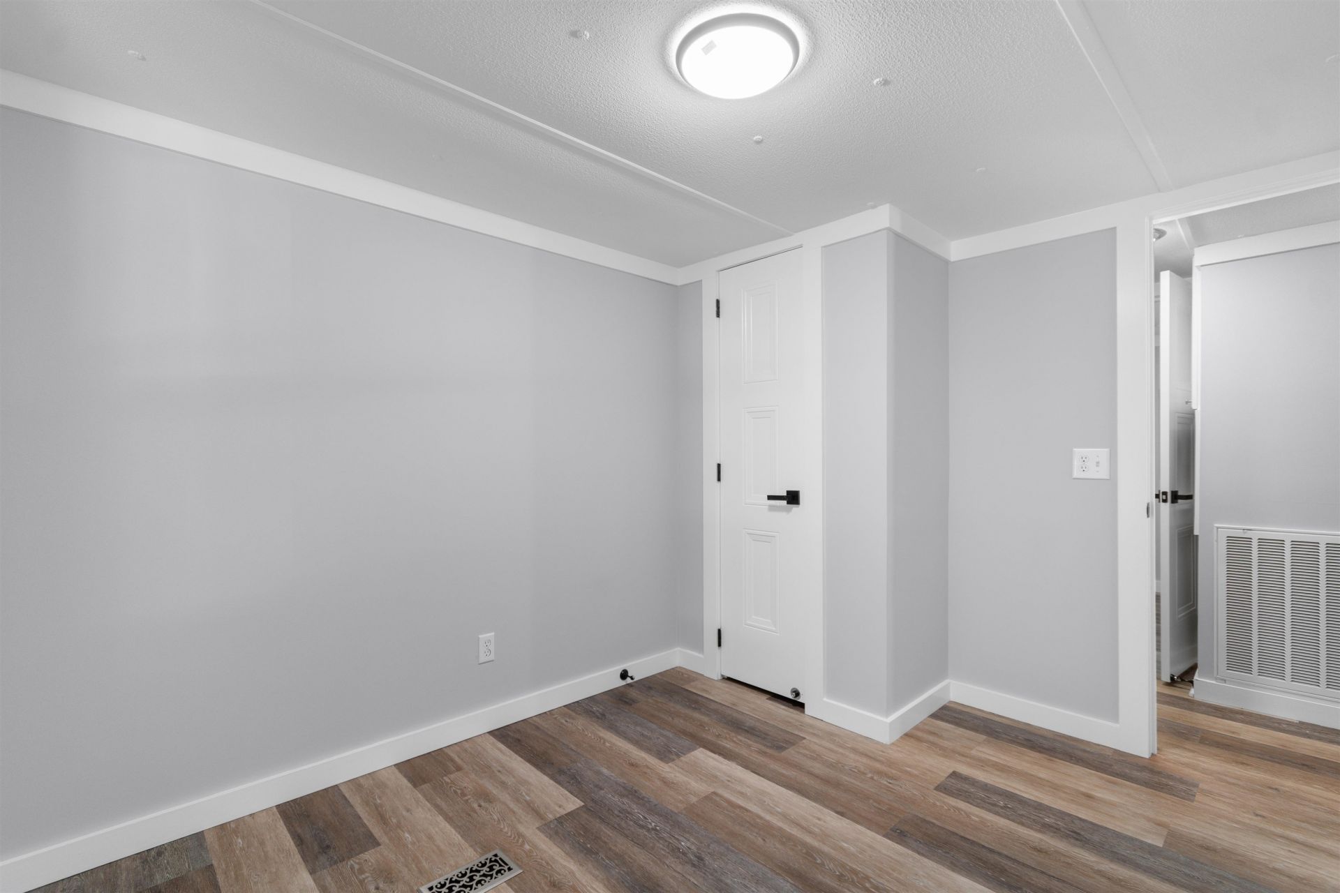 614 Lesia Ln. Photo 19