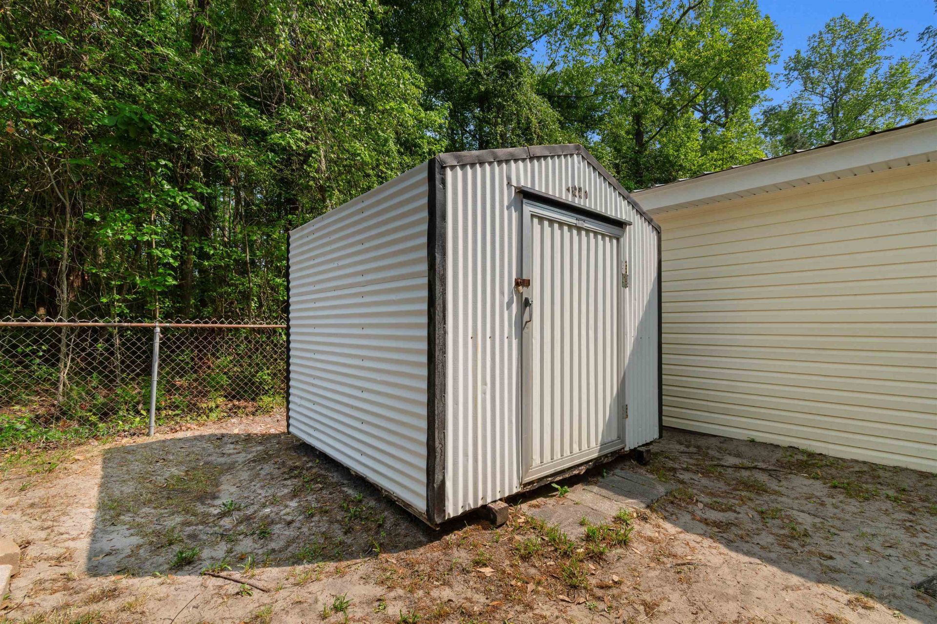 614 Lesia Ln. Photo 32