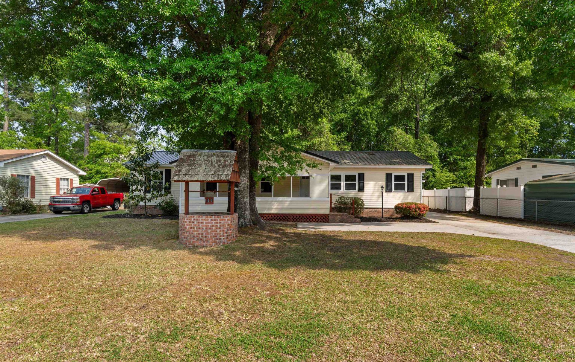 614 Lesia Ln. Photo 47