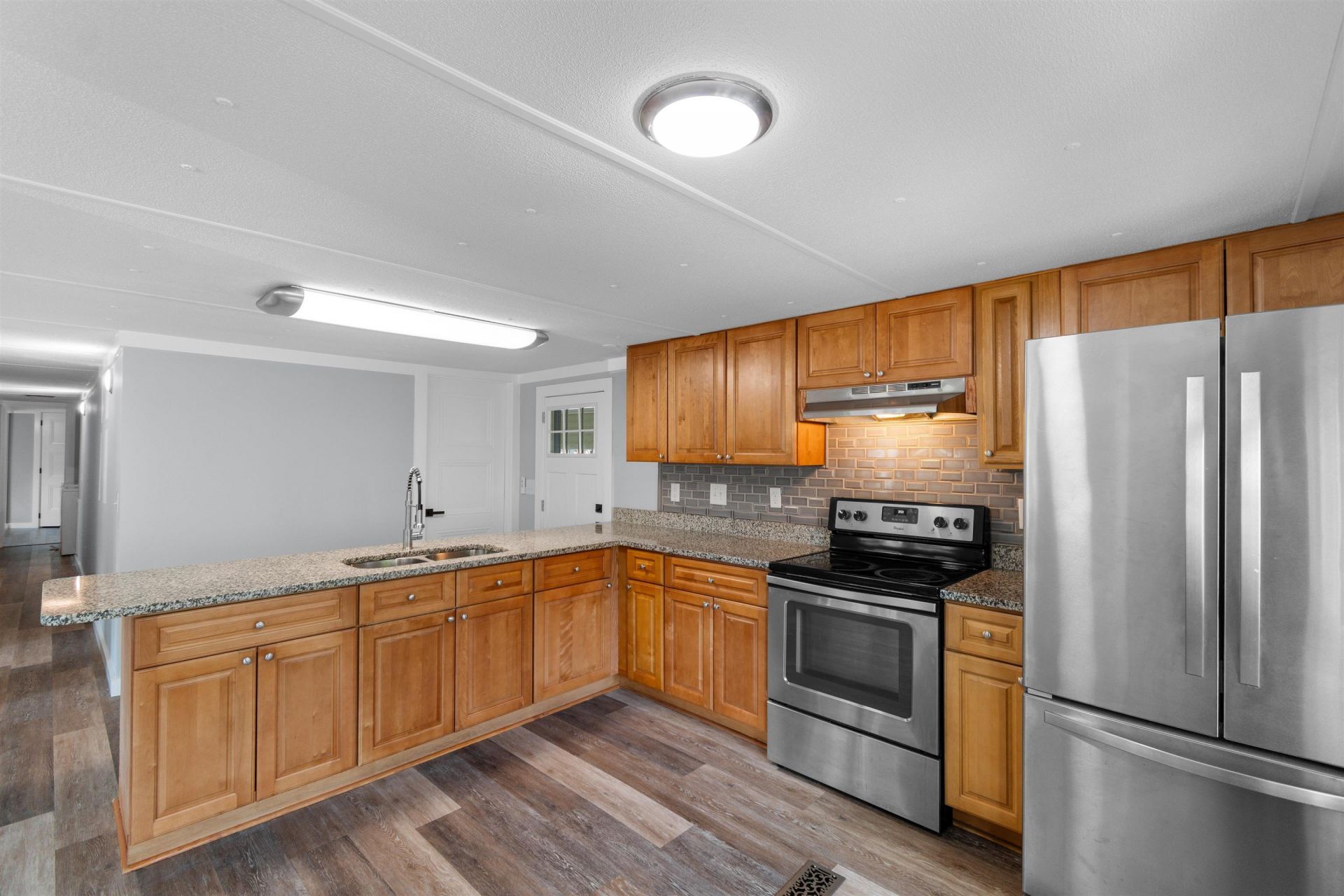 614 Lesia Ln. Photo 6
