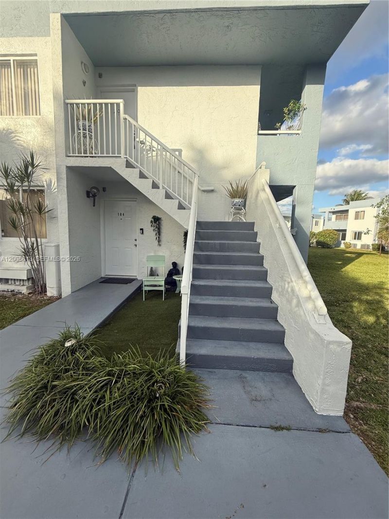 6219 SW 131st Pl , Unit 204, Miami, FL 33183 Photo