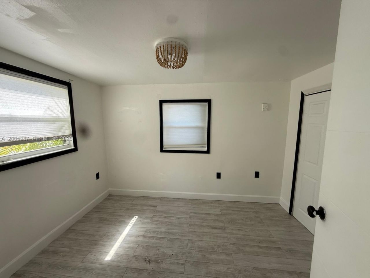 311 NW 32nd Ct , Miami, FL 33125 Photo