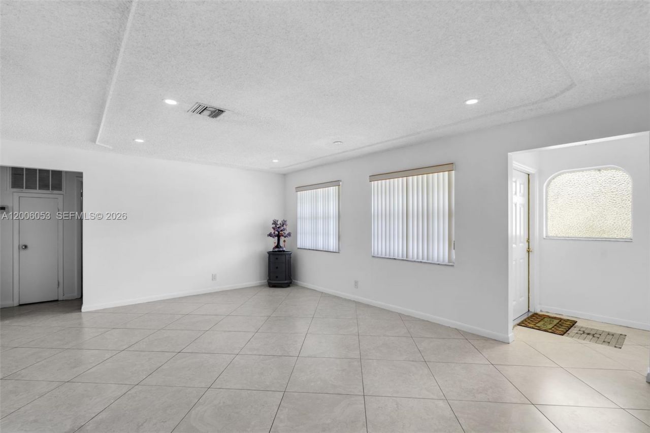 6534 NW 2nd St, Margate, FL 33063 Photo
