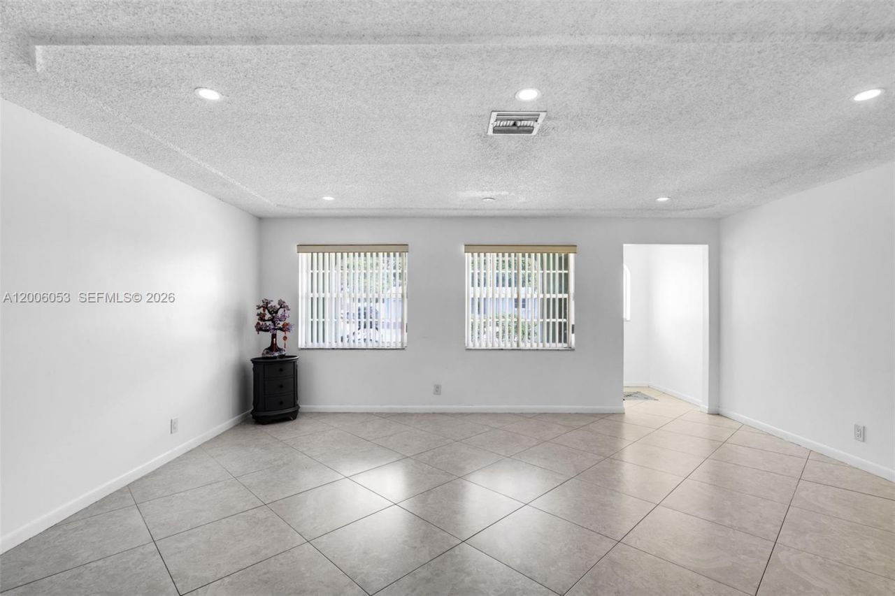 6534 NW 2nd St, Margate, FL 33063 Photo
