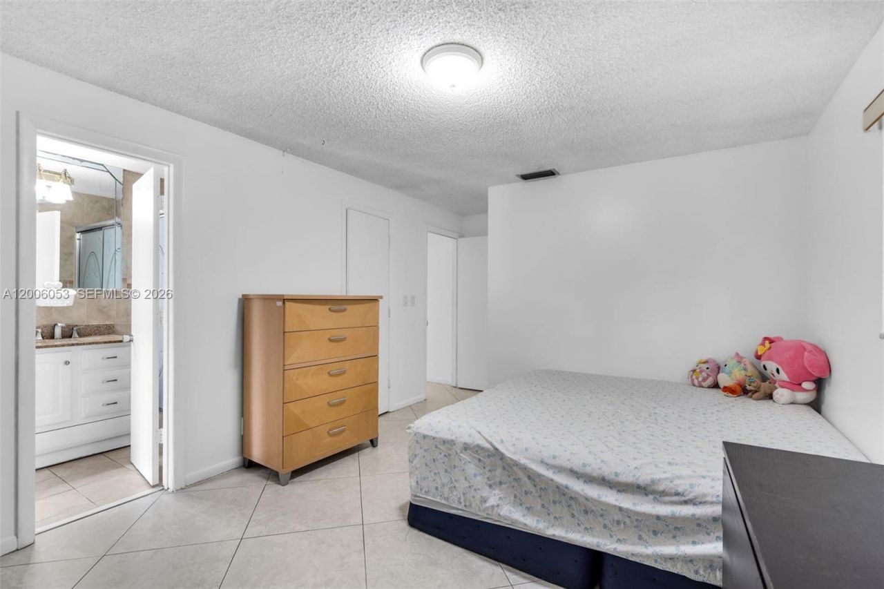 6534 NW 2nd St, Margate, FL 33063 Photo