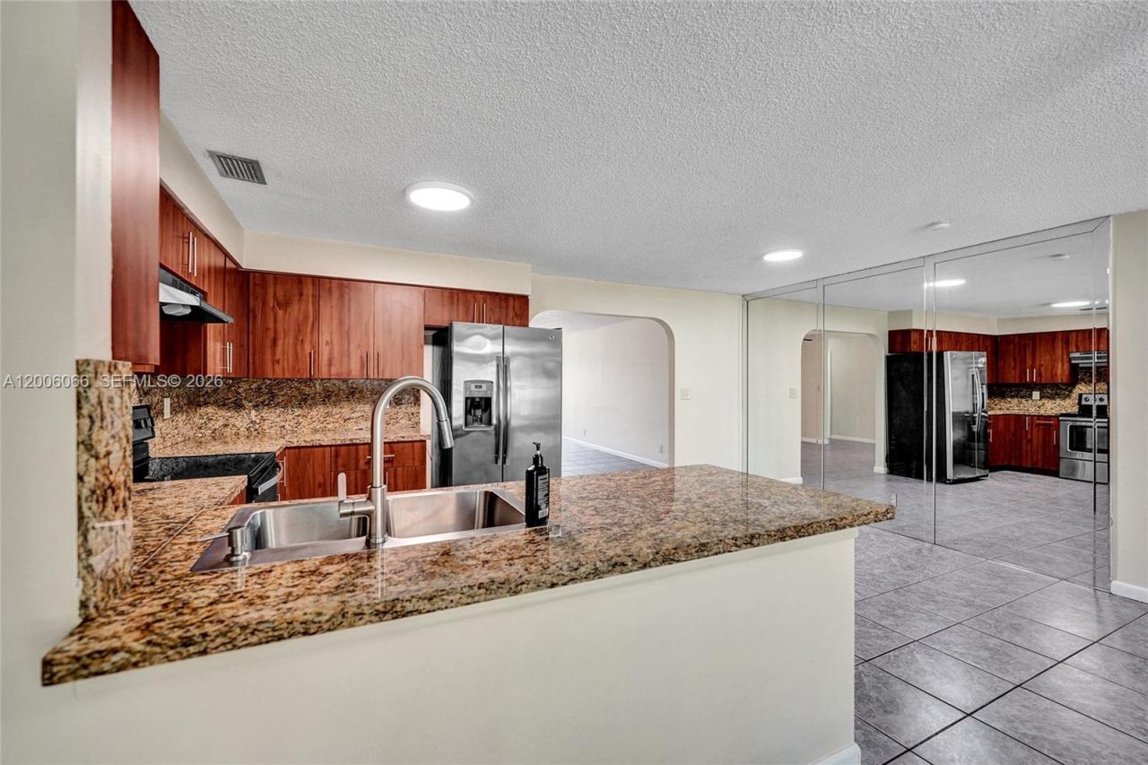 4451 NW 110th Ave, Unit S, Coral Springs, FL 33065 Photo