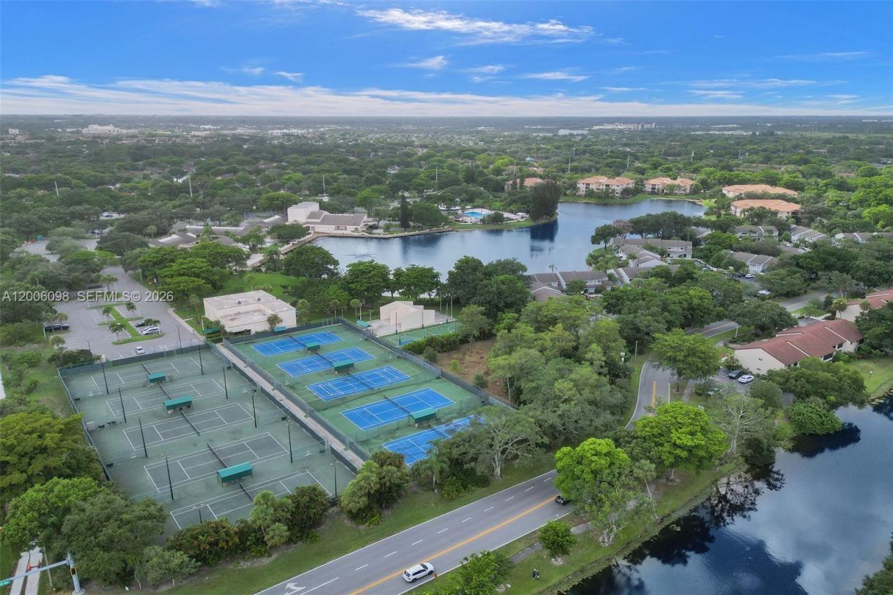 2553 NW 42nd Ave, Coconut Creek, FL 33066 Photo