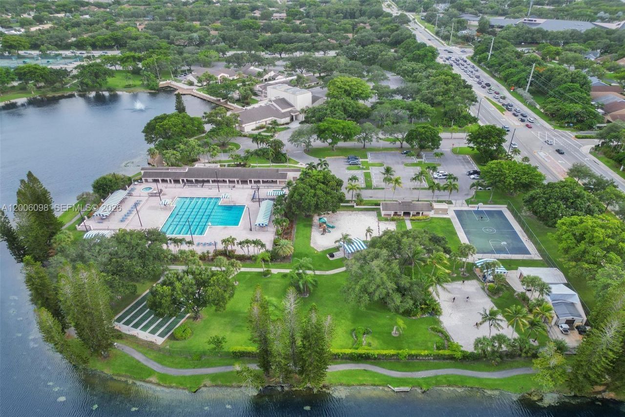 2553 NW 42nd Ave, Coconut Creek, FL 33066 Photo