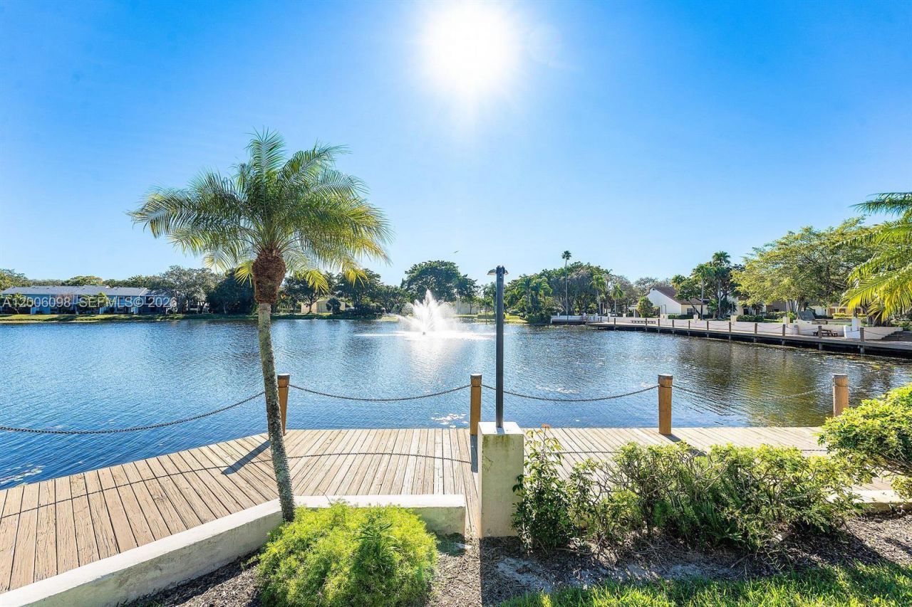 2553 NW 42nd Ave, Coconut Creek, FL 33066 Photo