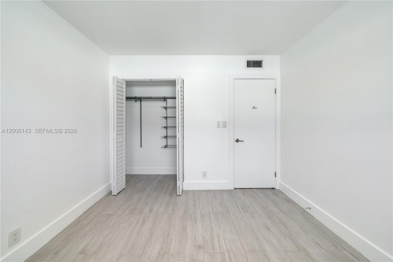 8048 SW 80 Ave , Unit 8048, Miami, FL 33143 Photo