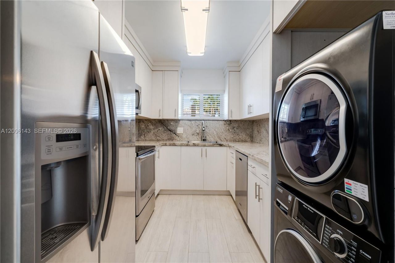 8048 SW 80 Ave , Unit 8048, Miami, FL 33143 Photo