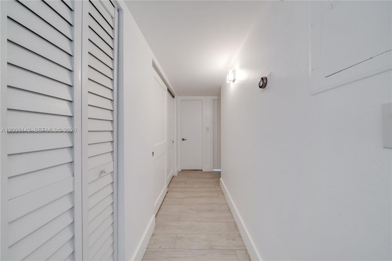 8048 SW 80 Ave , Unit 8048, Miami, FL 33143 Photo