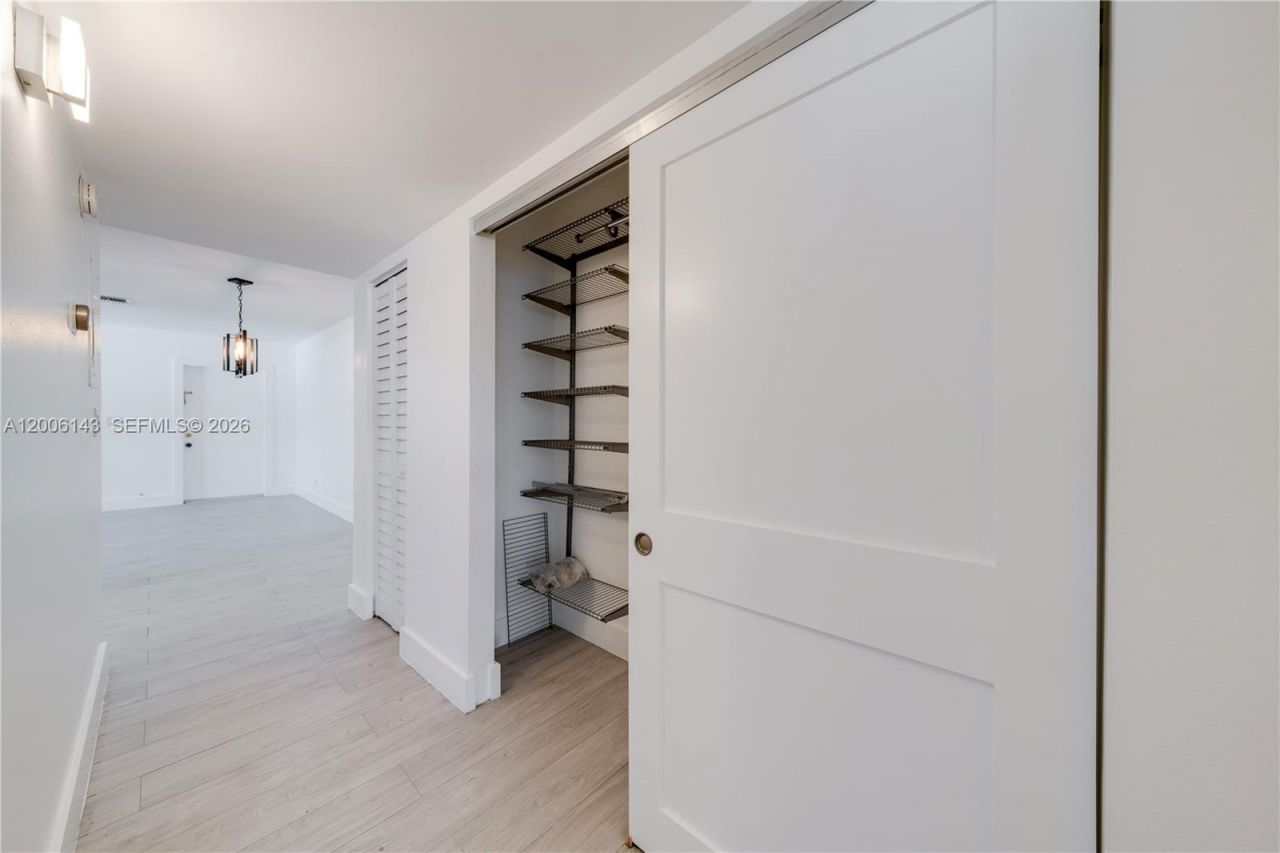 8048 SW 80 Ave , Unit 8048, Miami, FL 33143 Photo