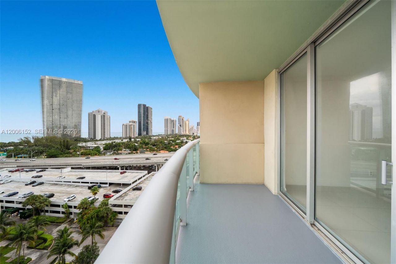 19390 Collins Ave , Unit 1410, Sunny Isles Beach, FL 33160 Photo